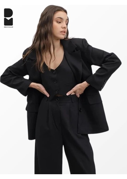 Siyah Casual Crop Yelek fırsatları