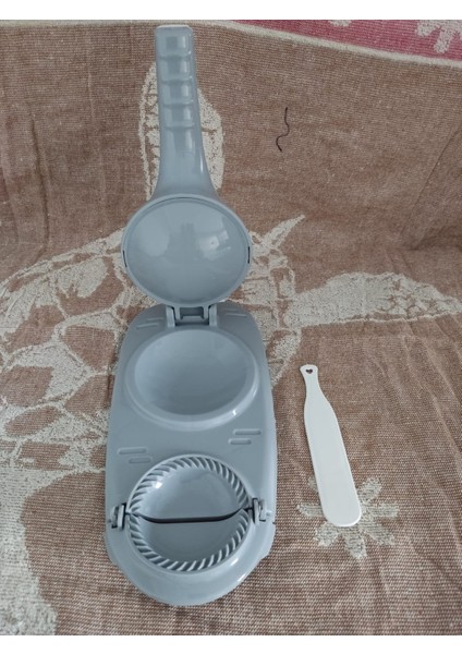 Pratik Hamur Açıcı Mantı Börek Poğaça Hamuru Açma Aparatı Mantı Makinesi fırsatları