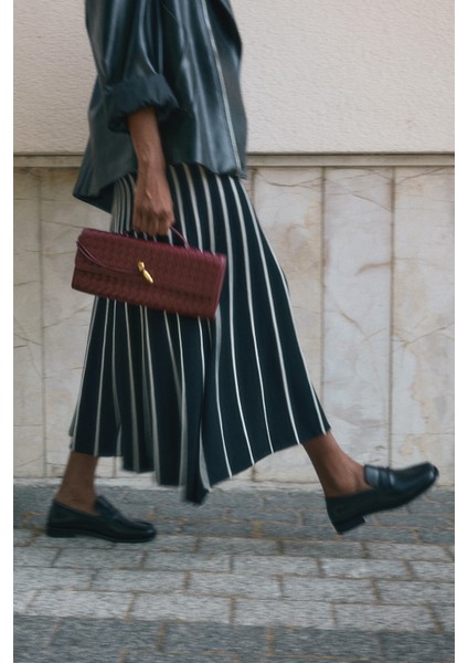 Loafer 2508 - Parmak Arası Klasik Loafer Siyah Kadın Loafer