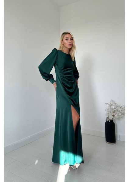 Yanı Büzgülü Yırtmaçlı Saten Elbise fiyatları