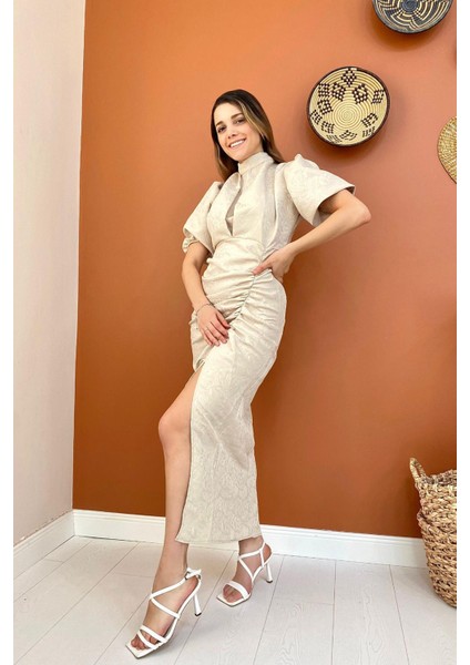 Jakarlı ve Desenli Elbise