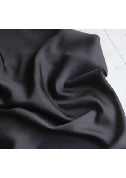 Ake•r Krep Saten Dökümlü Bir Kumaştır Siyah Renkte modelleri