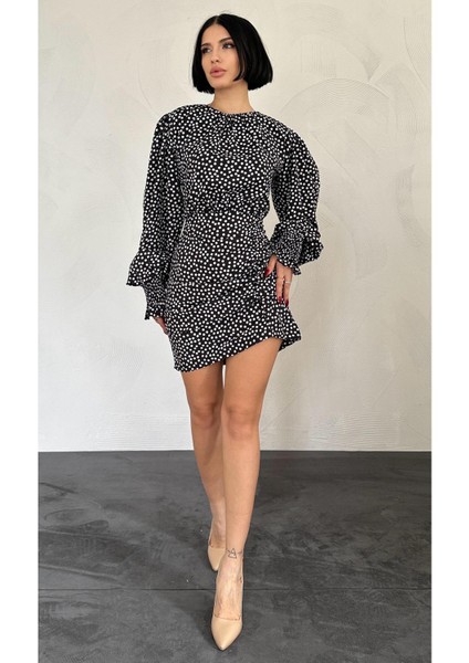 Puantiyeli Önü Büzgülü Elbise