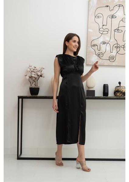 Eteği Yırtmaçlı Helen Elbise fiyatları