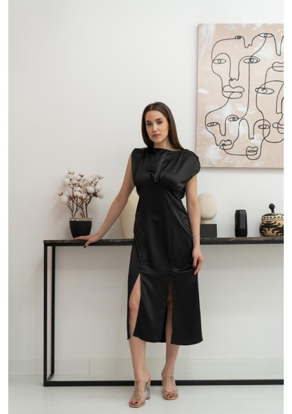 Eteği Yırtmaçlı Helen Elbise