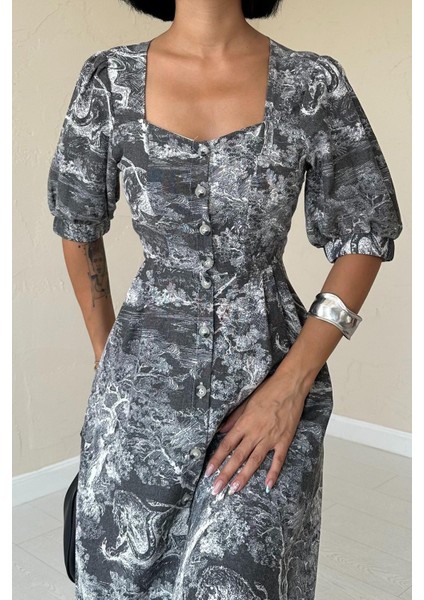 Önü Düğmeli Kalp Yaka Elbise modelleri