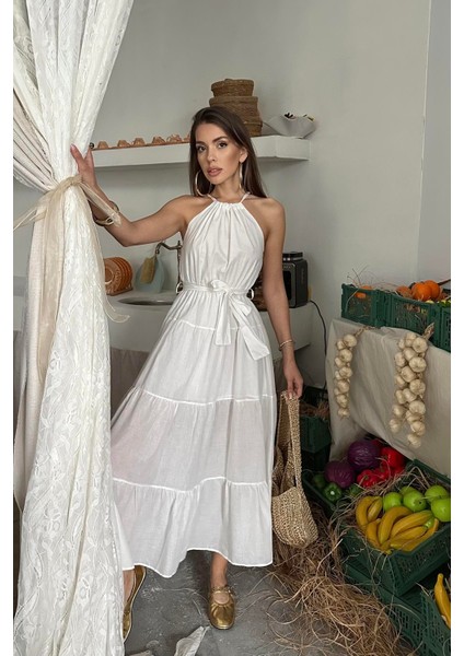 Halter Yakalı Kuşaklı Elbise