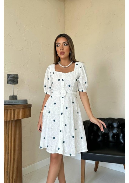 Kemerli Kare Yaka Elbise modelleri