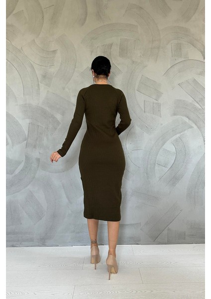 Eteği Yırtmaçlı Triko Elbise fırsatları