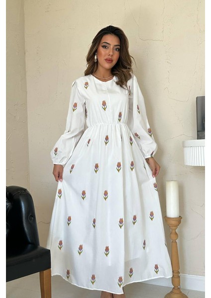 Lale Desenli Brode Elbise fırsatları