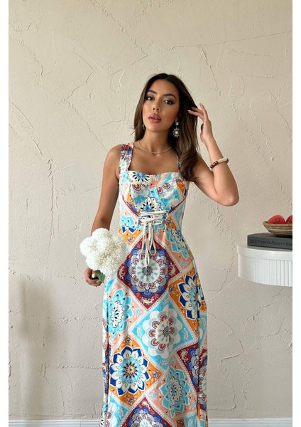 Önü Bağcıklı Elbise fiyatları