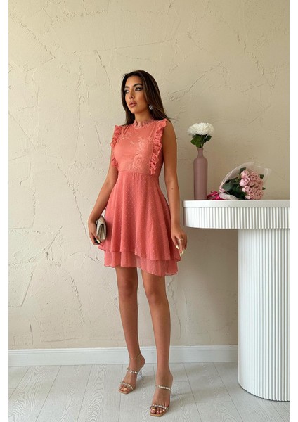 Çiçek Desenli Elbise