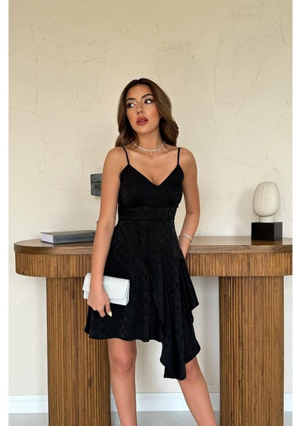 Jakarlı Asimetrik Elbise modelleri