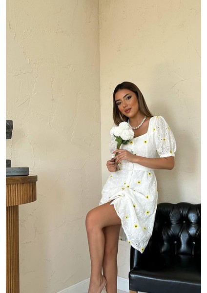 Kemerli Kare Yaka Elbise modelleri