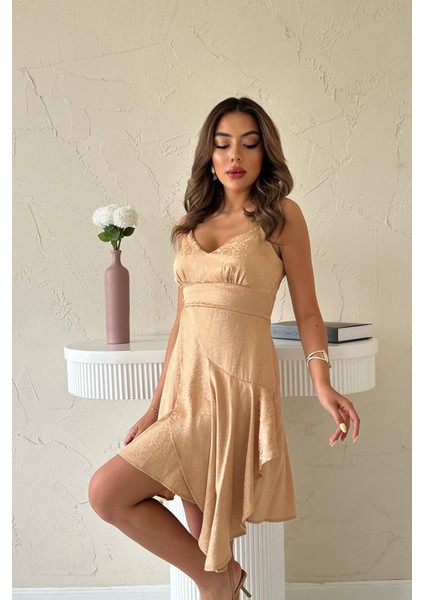 Jakarlı Asimetrik Elbise fırsatları