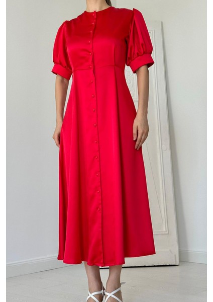 Düğme Kapamalı Saten Elbise fırsatları