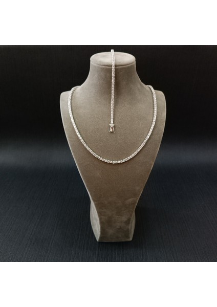 Zarif Su Yolu Bileklik - 925 Ayar Gümüş & Işıltılı Taşlar modelleri