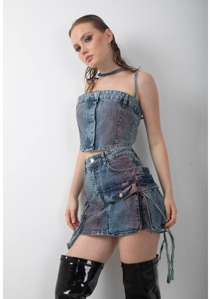 Denim Crop Top ve Cepli Asimetrik Mini Etek Takım
