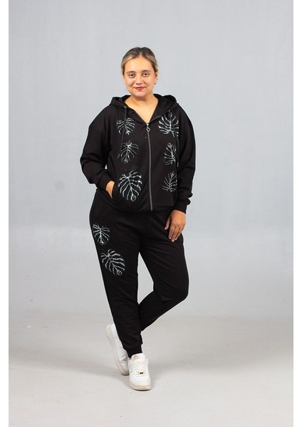 Kadın Taşlı Eşofman Takımı | Büyük Bedenlerde Işıltılı ve Rahat Şıklık