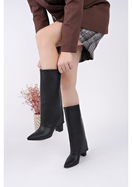 Rebeca Sivri Burun Kalın Topuklu Kadın Çizme fırsatları