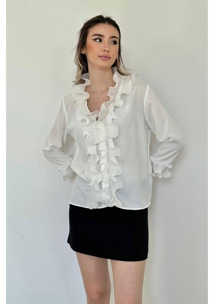 Yakası Volanlı Gömlek