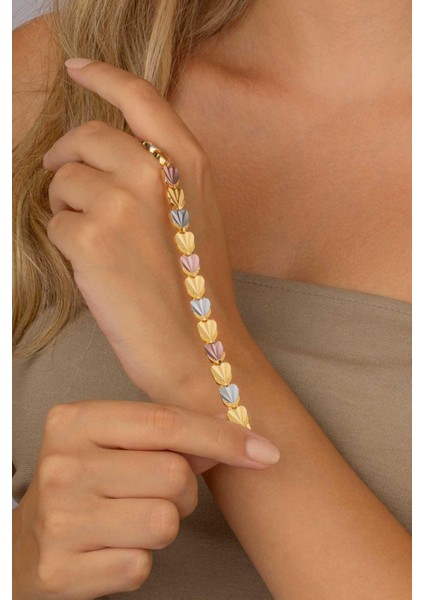 Kalp Motifli Altın Kaplama Çelik Kadın Bileklik fiyatları