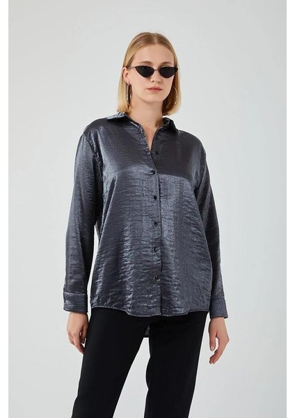 4407 Kadın Parlak Kumaş Gömlek Antrasit fırsatları