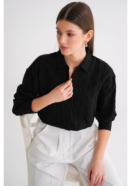 4671 Kadın Yaprak Desenli Uzun Kollu Basic Gömlek Siyah fiyatları