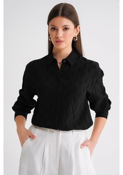 4671 Kadın Yaprak Desenli Uzun Kollu Basic Gömlek Siyah modelleri