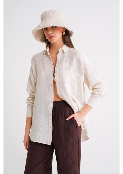 3833 Kadın Oversize Cepli Müslin Gömlek Naturel modelleri