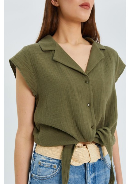 4555 Kadın Önü Bağlamalı Müslin Crop Gömlek Haki fırsatları