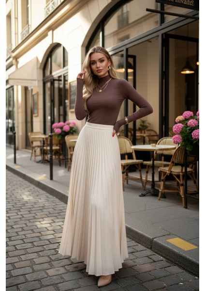 Parmak Geçmeli Kadın Body – Esnek Kumaş fırsatları