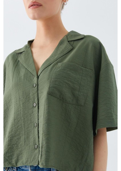 4556 Kadın Cepli Basic Crop Gömlek Haki fırsatları