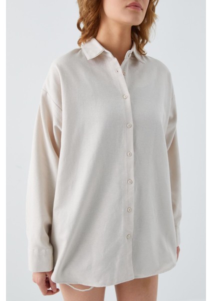 4621 Kadın Arkası Pileli Basic Gömlek Taş fırsatları