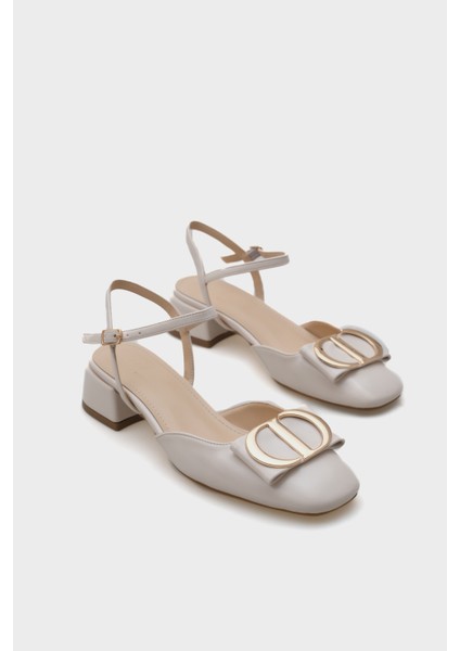 Arkası Açık Tokalı Kısa Topuklu Kadın Ayakkabı