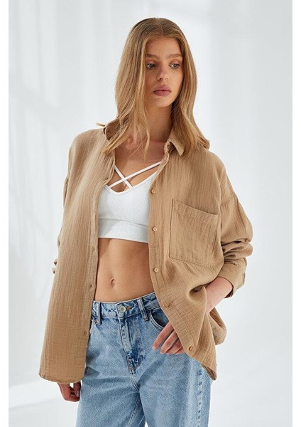 3833 Kadın Oversize Cepli Müslin Gömlek Vizon fiyatları