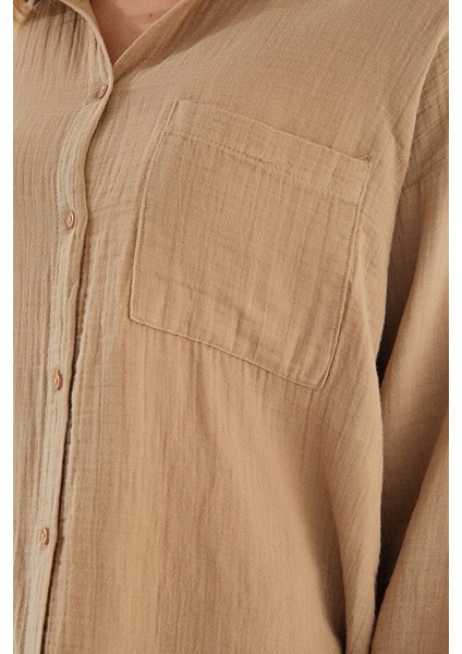 3833 Kadın Oversize Cepli Müslin Gömlek Vizon fırsatları