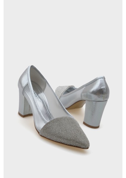 Nora Sivri Burunlu Fileli Taşlı Orta Topuk Kadın Ayakkabı