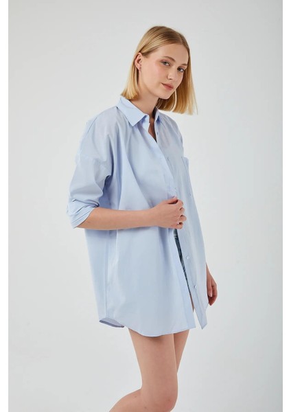 4053 Kadın Tek Cepli Oversize Basic Gömlek Bebe Mavi fiyatları