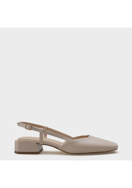Arkası Açık Küt Burunlu Kalın Topuklu Rugan Kadın Ayakkabı