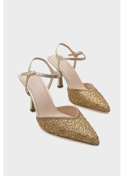 Sivri Burunlu Orta Topuklu Taşlı Kadın Ayakkabı