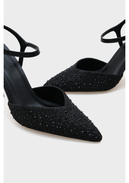 Sivri Burunlu Orta Topuklu Taşlı Kadın Ayakkabı