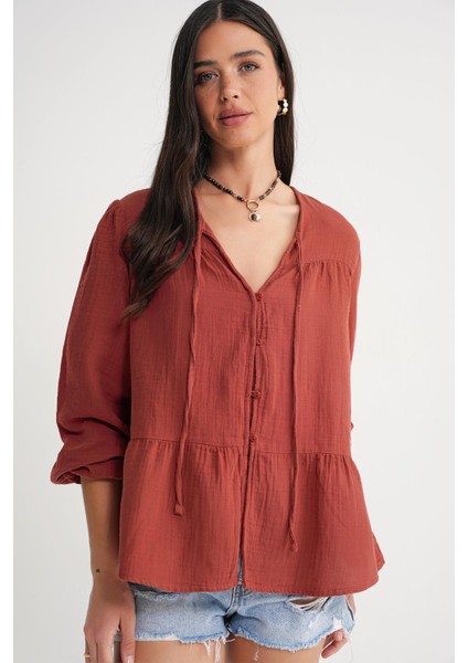 4563 Kadın Yakası Bağlamalı Kolu Lastikli Bol Müslin Gömlek Kiremit fırsatları