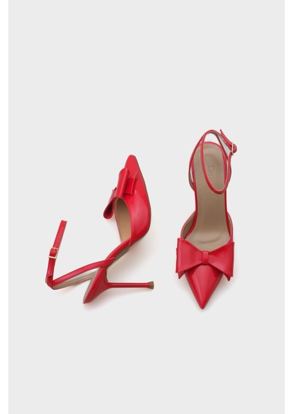 Rona Sivri Burunlu Fiyonlu Bilekten Bantlı Kadın Ayakkabı