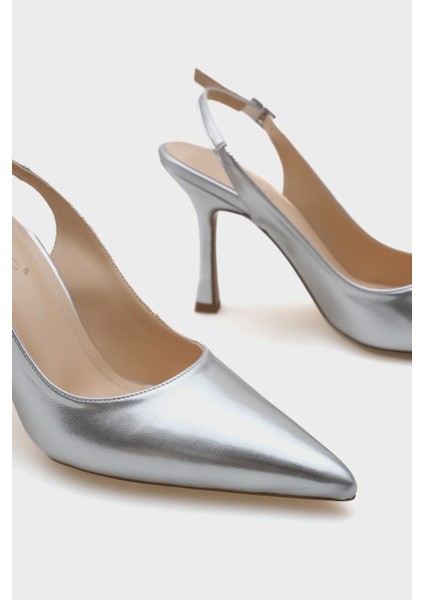 Arkası Açık Sivri Burunlu Orta Topuklu Kadın Ayakkabı