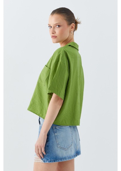 4556 Kadın Cepli Basic Crop Gömlek Olive indirimleri