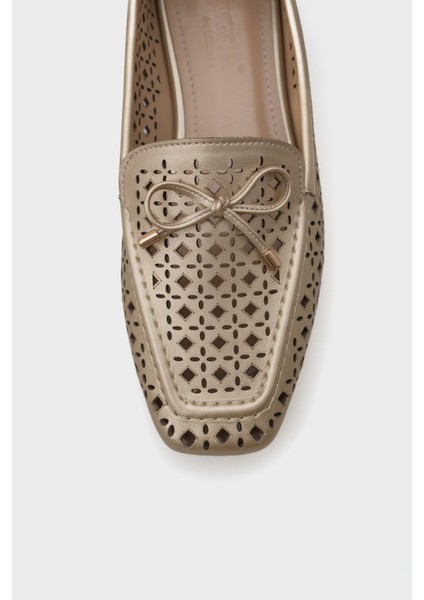 Cara Zımbalı Metalik Kadın Loafer