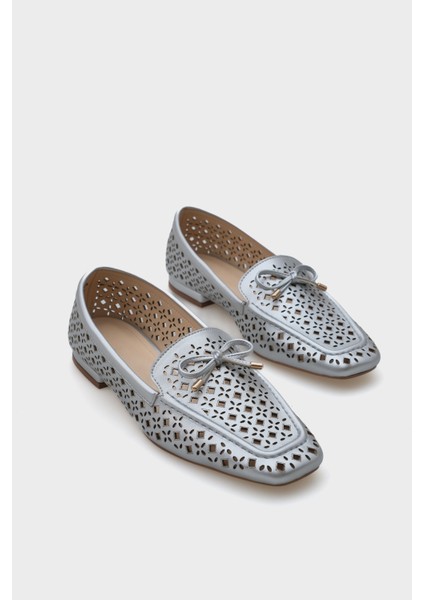 Cara Zımbalı Metalik Kadın Loafer
