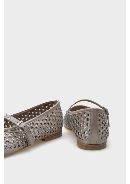 Aleda Taşlı Fileli Bantlı Yuvarlak Burunlu Kadın Babet