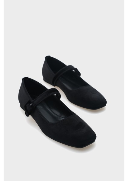 Tek Bantlı Tokalı Kadın Babet